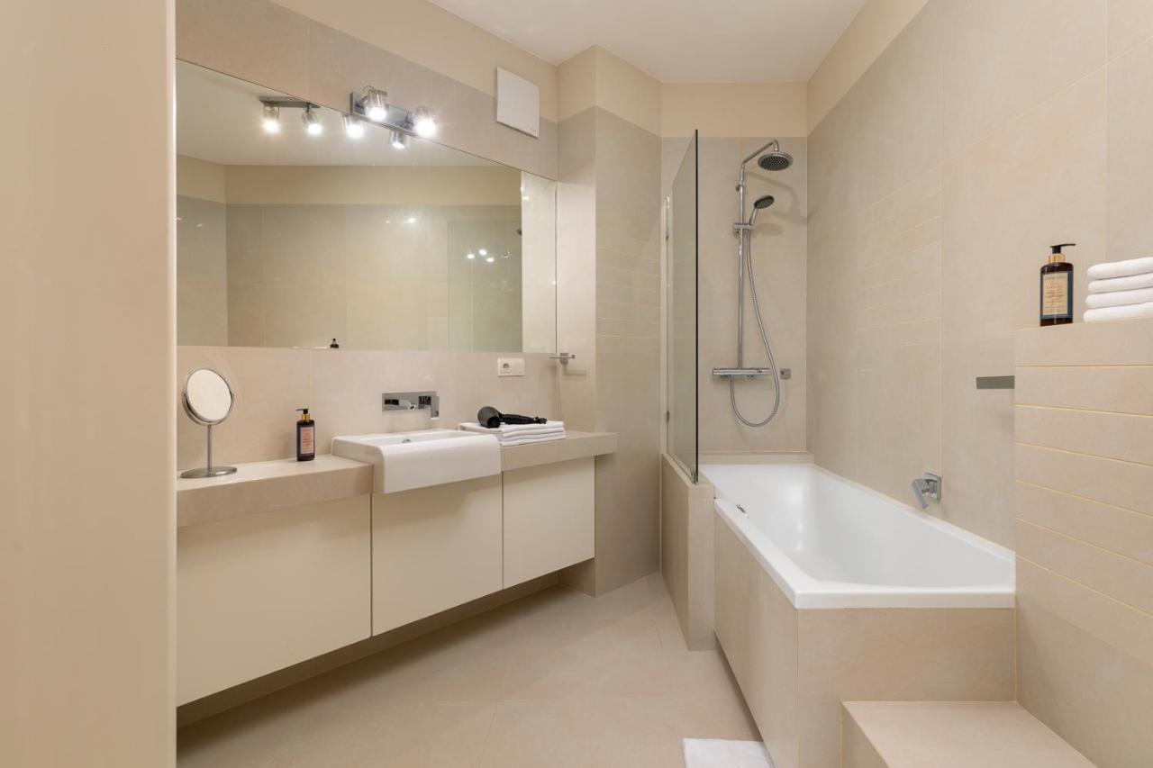 Apartment Slominskiego 5 II With Balcony By Noclegi Renters Varsavia Esterno foto